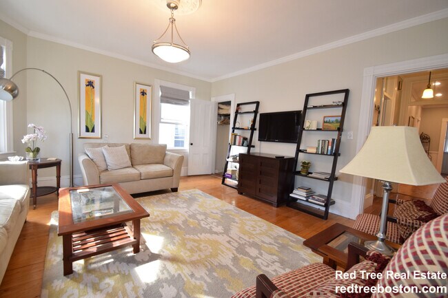 Photo - 62 Chestnut St Unit 3