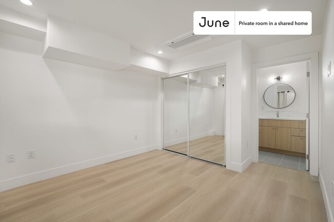 Photo - Room in Shared 5 bed/4 bath home Unidad A