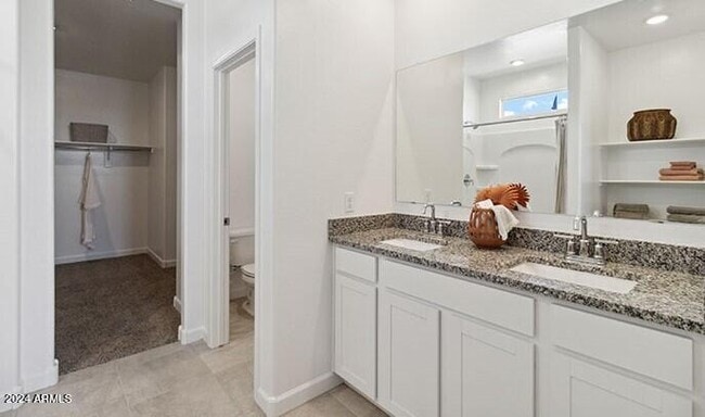 Photo - 1527 E Lardner Dr