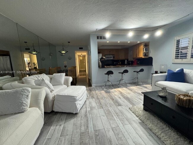 Photo - 400 N Surf Rd Unit 701