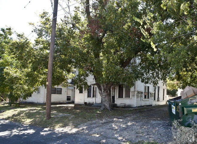 Carson Street Apts