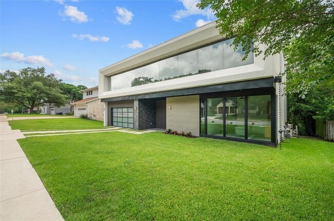Photo - 3415 Rosefinch Trail