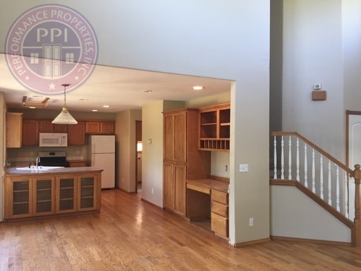 Photo - Oregon City Two Level Home with Large Backyard Pet Welcome