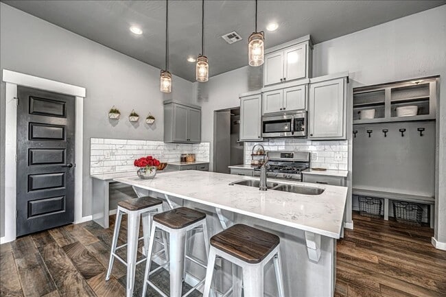 Photo - 10300 Glover River Dr