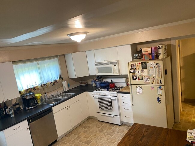 Photo - 131 Ulysses St Apartment Unit 131 Ulysses St.  #1
