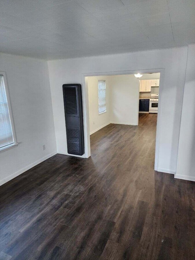 Photo - 1519 John St Unit 1