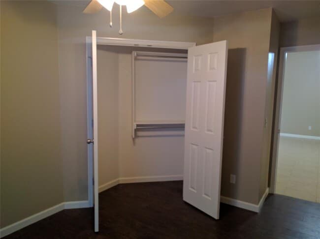 Photo - 416 Cherokee Gate Dr