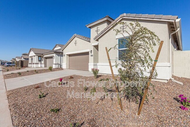 Photo - 2124 W Sombra Ave