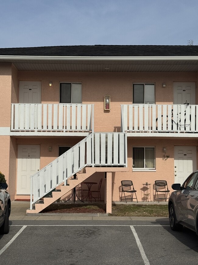 Building Photo - 1101 2nd Ave N