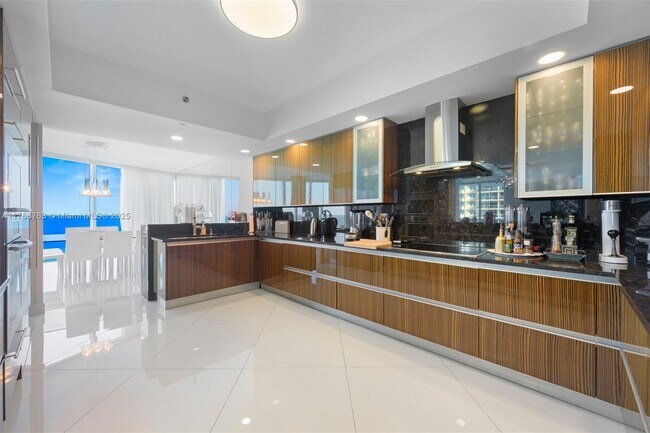 Photo - 2711 S Ocean Dr Unit 902