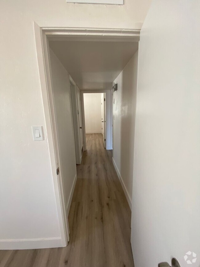 Building Photo - 1815 Talisman Dr Rental