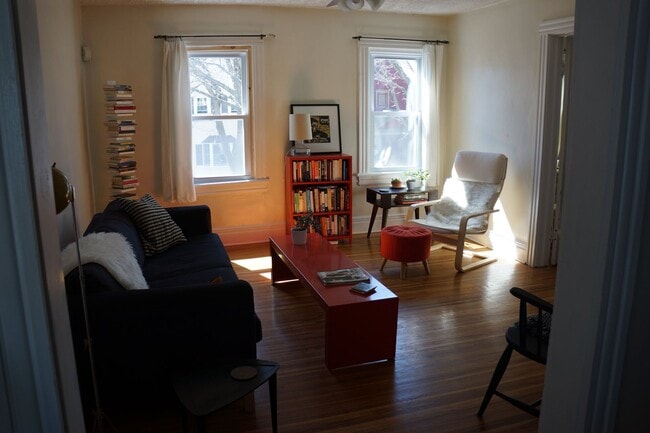 Photo - 2 Bedroom 2nd Floor Apartment South Wedge ... Unit Up