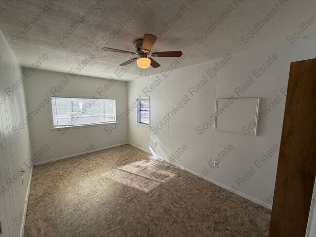 Photo - Spacious 3-bedroom 1 bath home