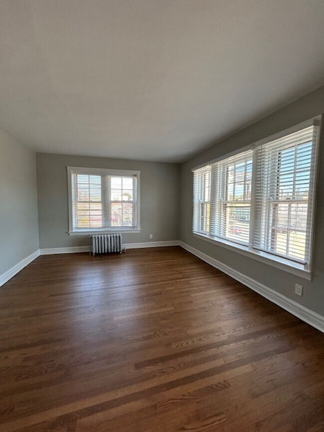 Photo - Edgewater Studio with Heat and Cooking Gas Included ~ No Security Deposit ~ Cat Friendly *ONE MON... Unit 1601-2A