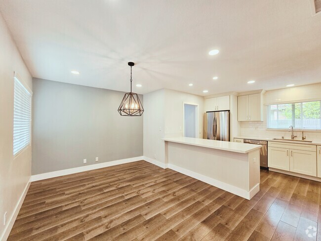 Building Photo - 9213 El Tango Cir Rental