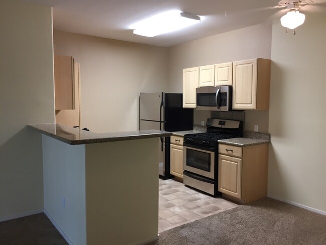 Photo - COZY GATED CONDO NEAR THE 95!