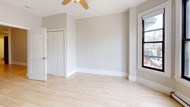 Photo - 225 E Eagle St Unidad 1