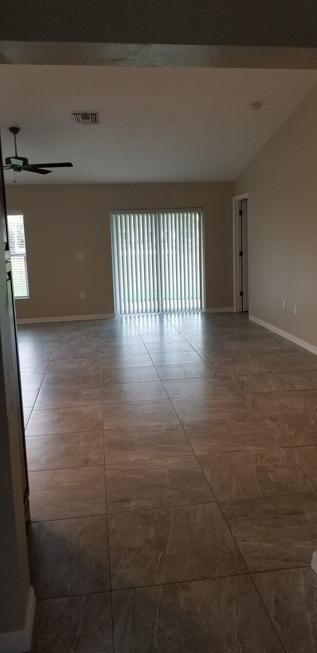 Photo - 1721 SW 33rd Terrace