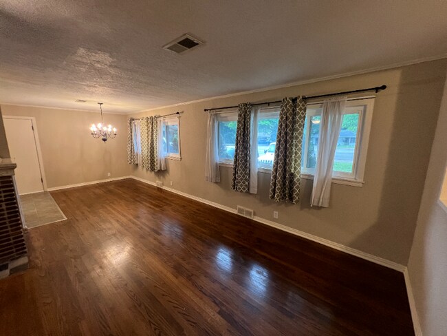 Photo - 2121 W Wedington Dr