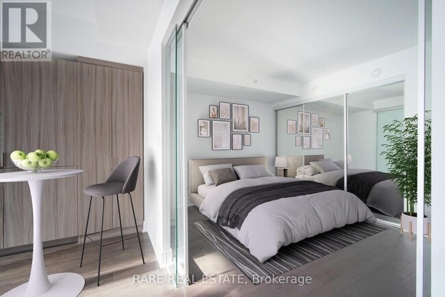 Photo - 955 Bay St. Unité 1002