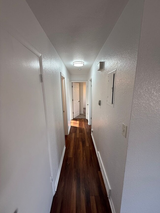 Photo - Lansing27 Unit #27