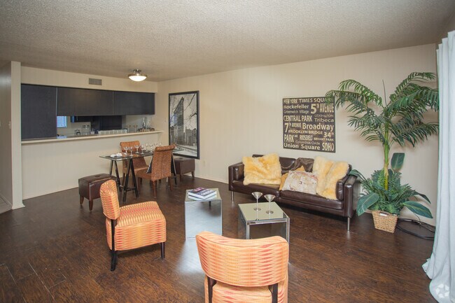 2HAB, 2,5BA - 1100SF: Modelo - MeadowPark