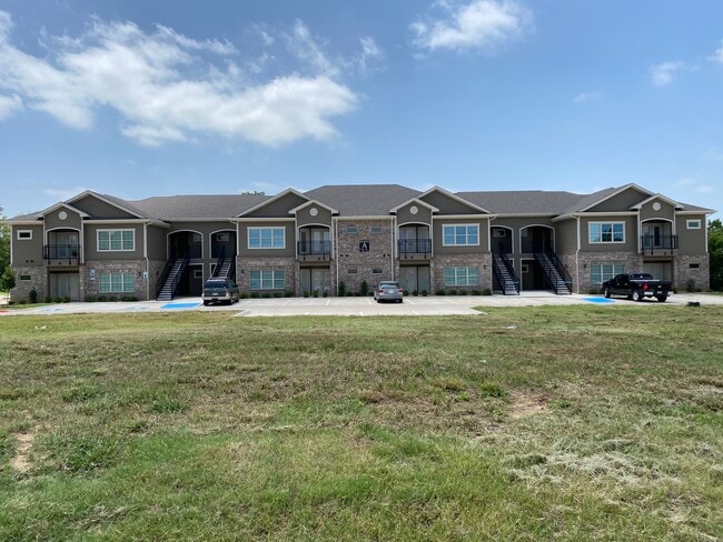 Building Photo - Parkview Apartments Unit 213