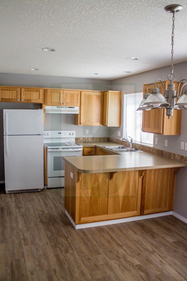 Photo - Spacious Updated Duplex in Salem