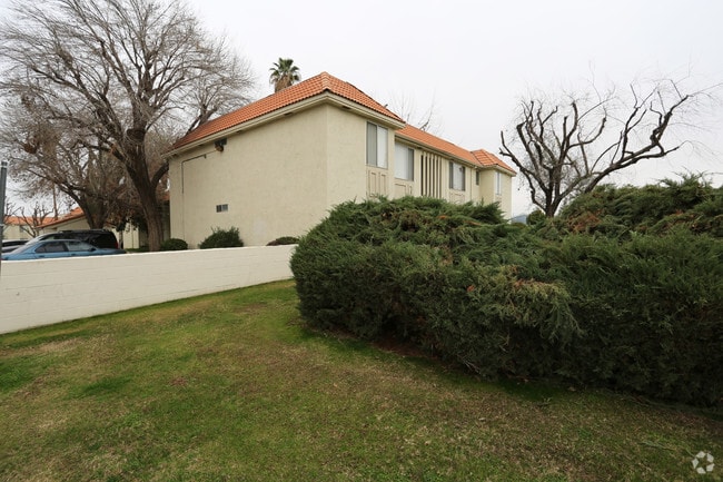 Photo - Royal Palm Apartment