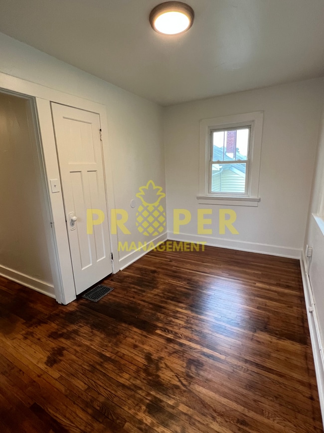 Photo - 3 bedrooms 1 bathrooms house for rent