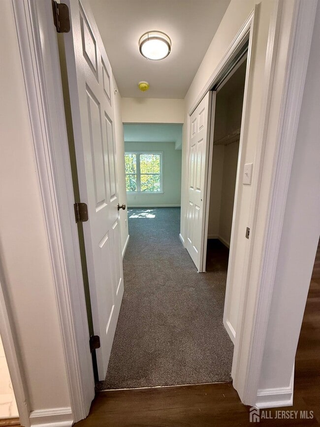 Photo - 1238 Waterford Dr