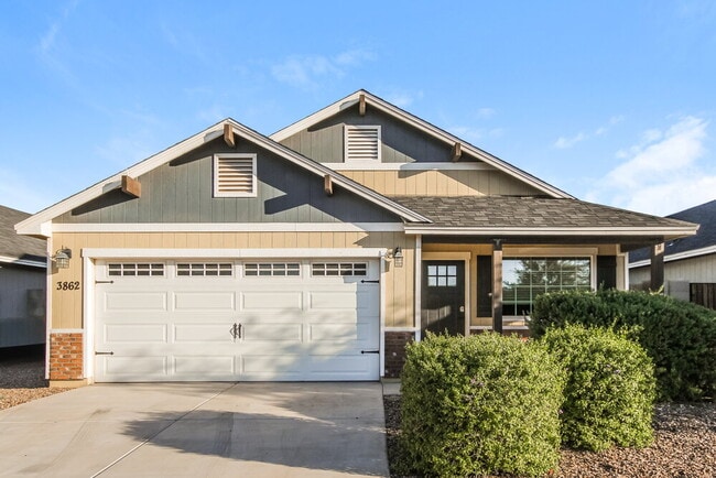 Building Photo - 3862 W Tamarisk St