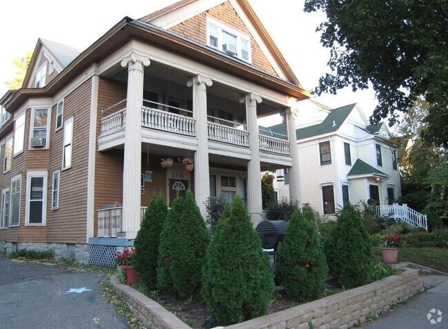 Building Photo - 2115 3rd Ave Rental