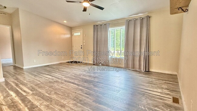 Photo - 4062 W Seasons Rd