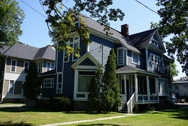 Building Photo - 312 Woodward Ave