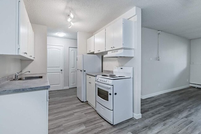 Photo - Matheson Place