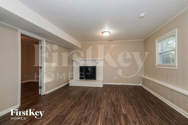 Photo - 8508 Woodthorn Pl
