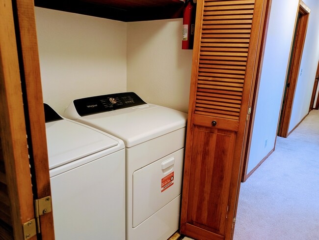 Photo - 85 Woodside Dr