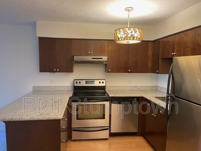 Photo - 2028 NE Clackamas St