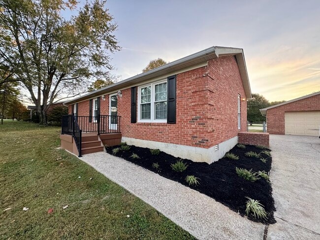 Photo - 113 Meadow Ln