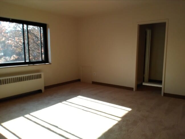 Photo - Hoodridge Manor Apartments