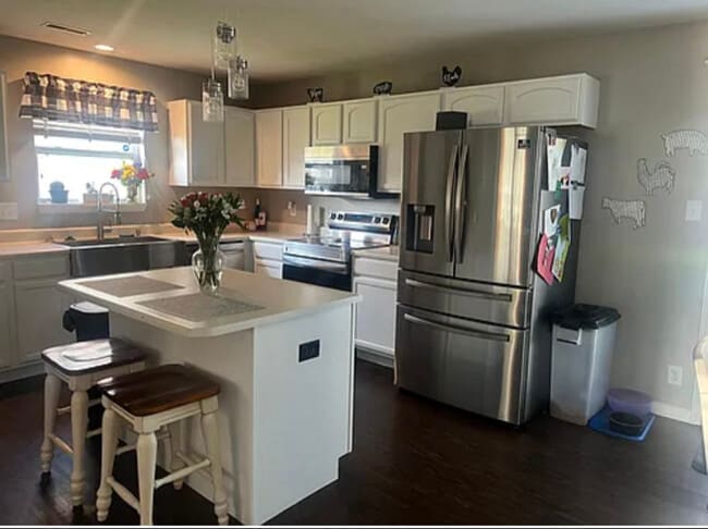 Photo - 443 Watercress Way