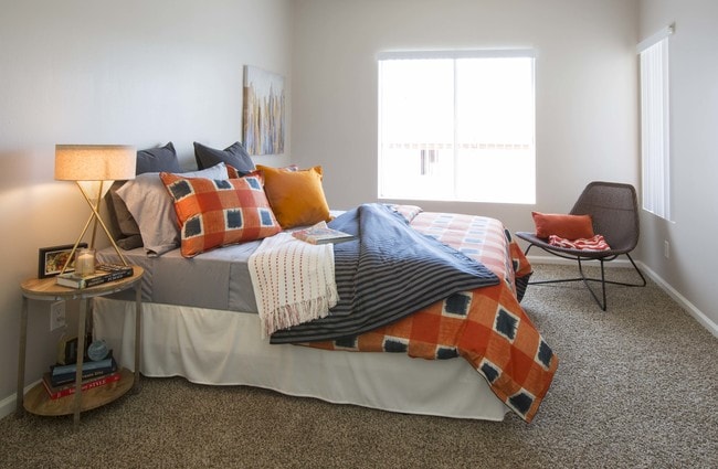 Photo - Glenoaks Gardens