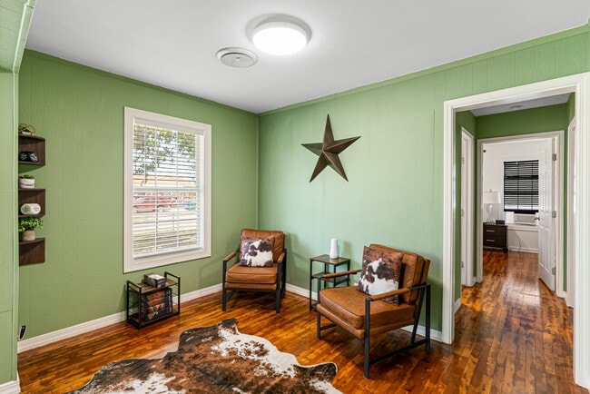 Photo - 3317 Olsen Dr