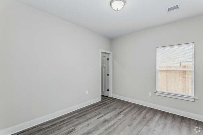 Building Photo - 3410 W 45th St S Rental