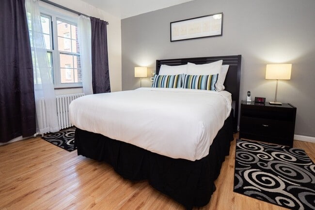 Shadyside at Home Apartments