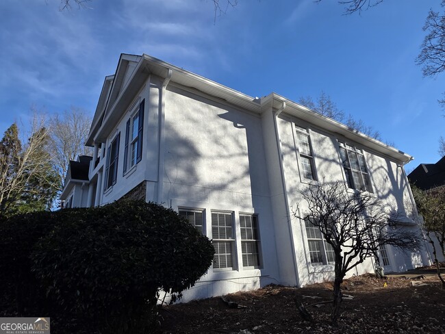 Photo - 166 Glen Eagle Way