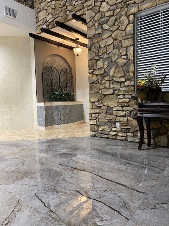 Photo - Beautiful 2 story home in Southern Highlands