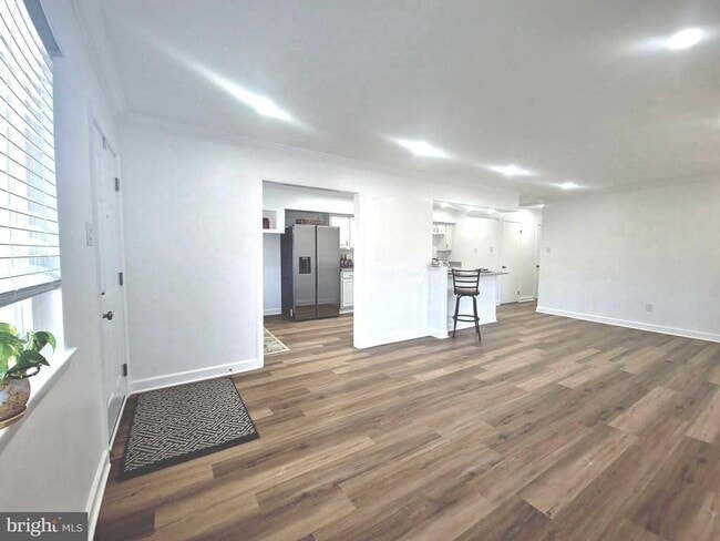 Building Photo - 3815 Monte Vista Pl Unit 98E