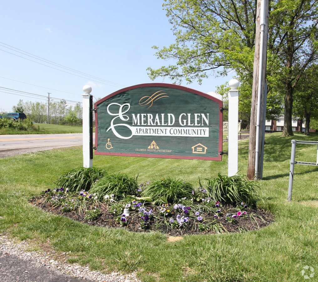 Photo - Emerald Glen Apartments